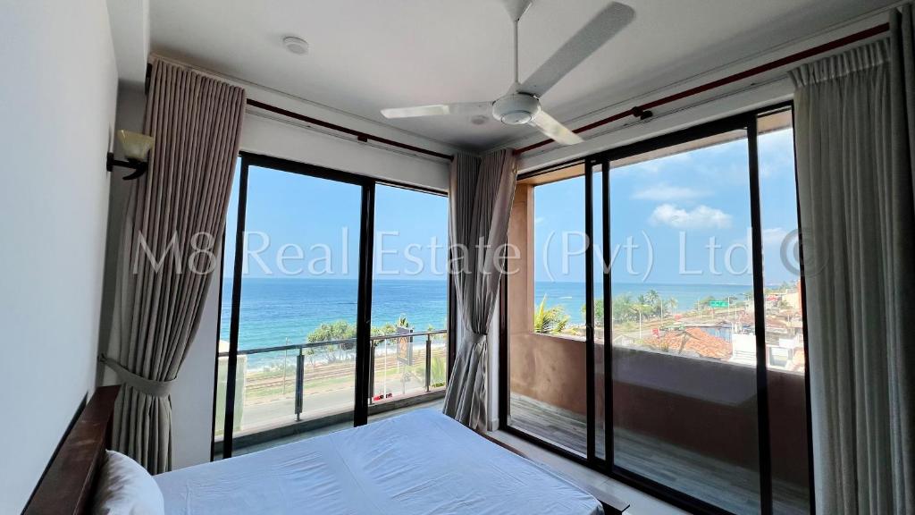 M8 Espacio 03 Bedrooms Apartments
