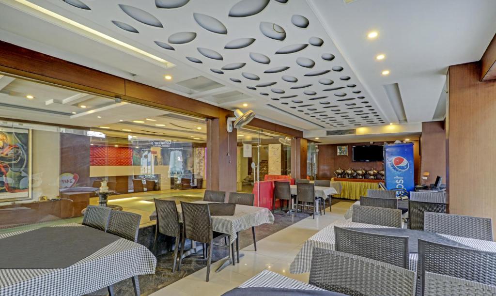 Restaurace v ubytování Loharkar Hotel