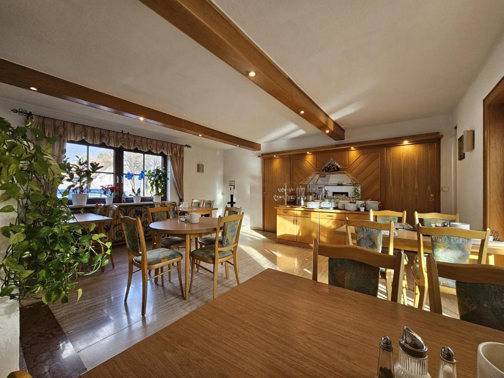 Posezení v ubytování Arrivel am Bergson - bisher Hotel Neuner