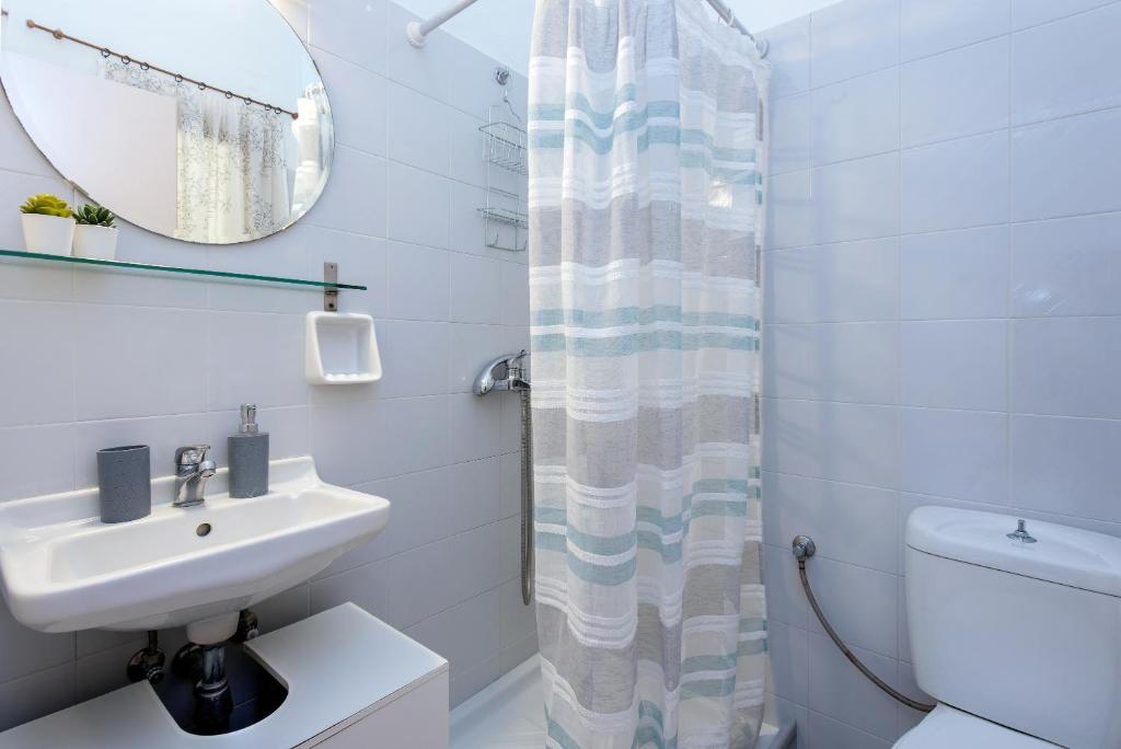 Koupelna v ubytování corfu barbati B&B