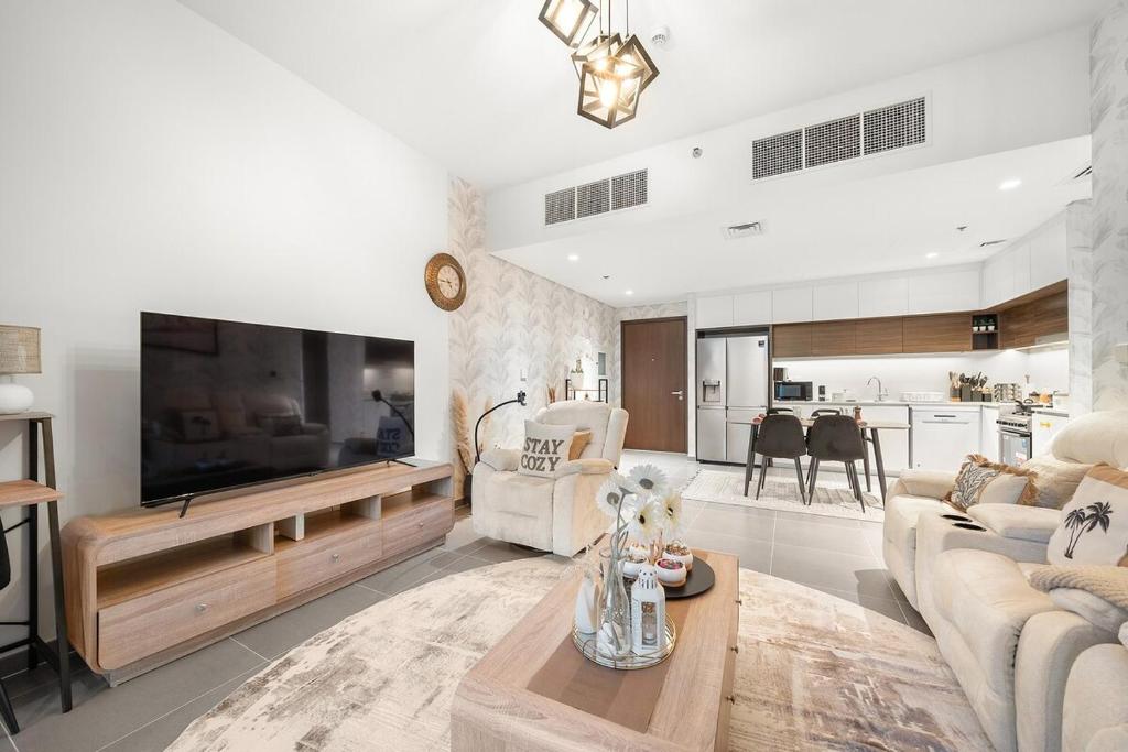 TV o dispositivi per l'intrattenimento presso FIRST CLASS 2BR Mesmerizing Creekfront Views