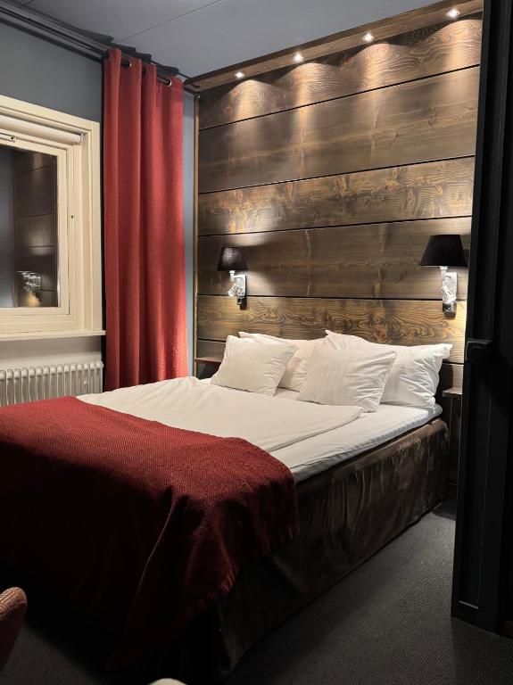 Postel nebo postele na pokoji v ubytování Hotel Jämteborg