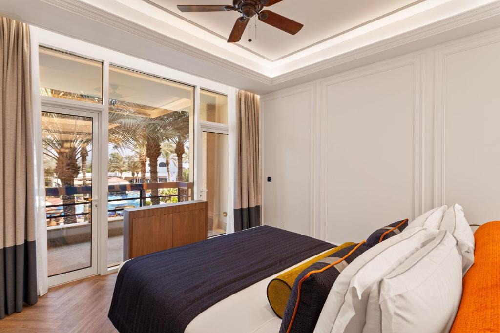 Executive room