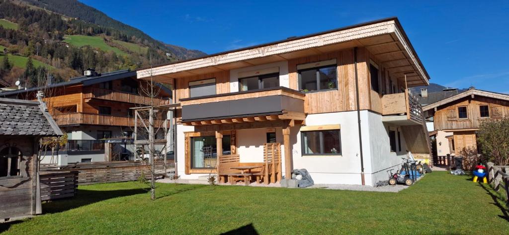 Nespecifikovaný výhled na hory nebo výhled na hory při pohledu z apartmánu