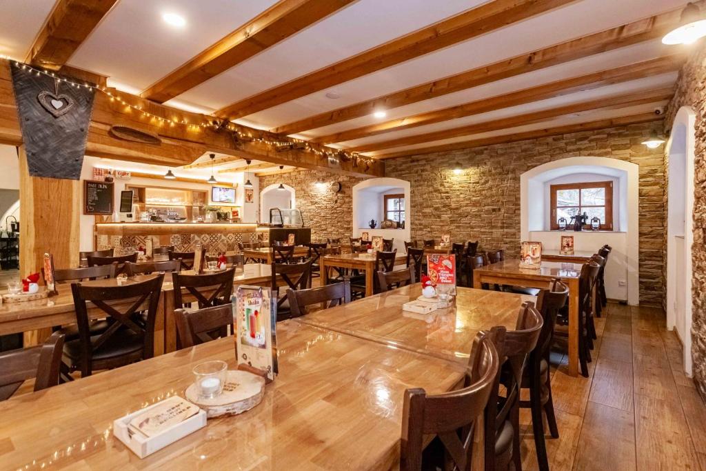 Restaurace v ubytování Resort Mlýn Karolínka