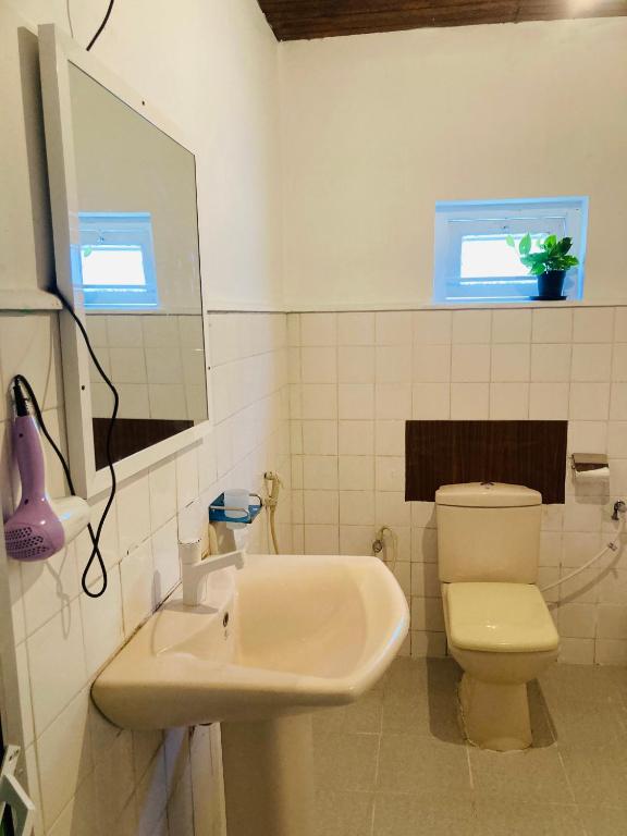 Koupelna v ubytování Memo's Inn