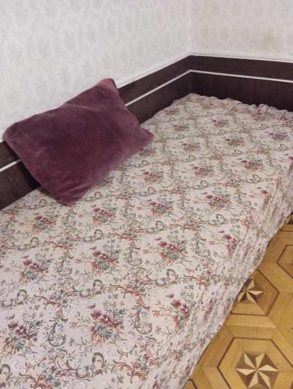 Postel nebo postele na pokoji v ubytování Royal Boutique Hotel on Kievyan