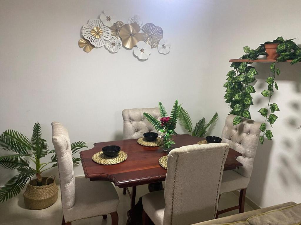 Gallery image of Acogedor apartamento amueblado de 3 habitaciones in Los Paredones