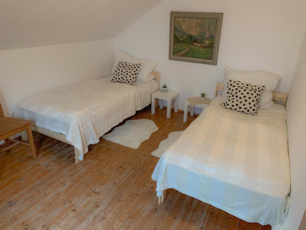 Ένα ή περισσότερα κρεβάτια σε δωμάτιο στο Charmantes & privates Ferienhaus am Pledlberg