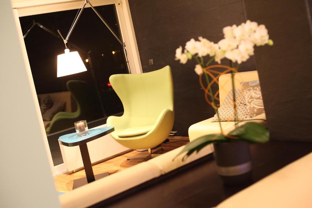 Posezení v ubytování Central Hotel Eschborn