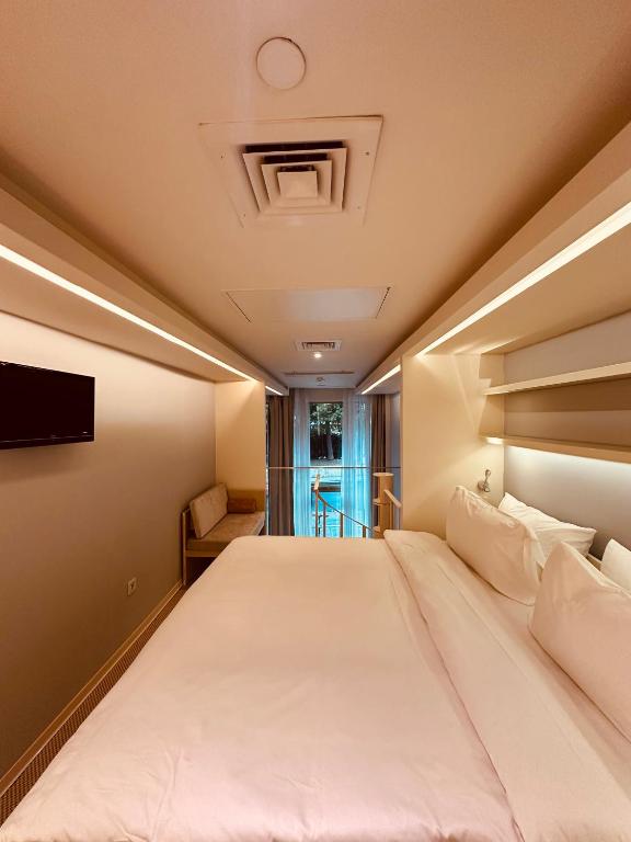 Ortakoy Aparts - Superior King Room