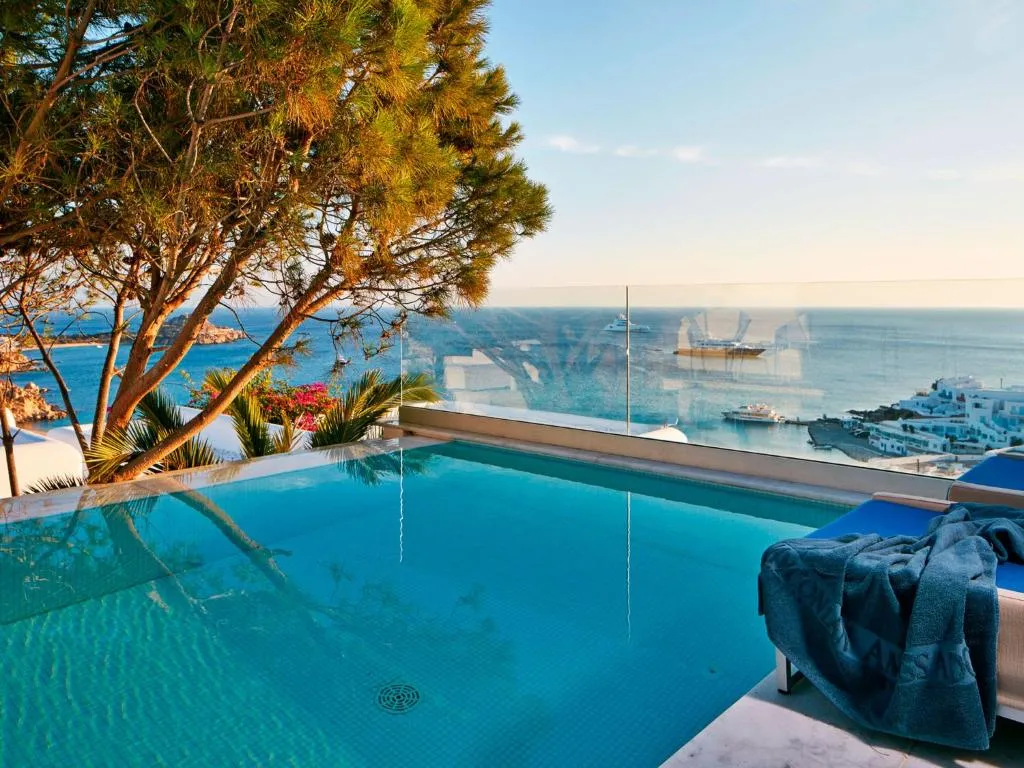 True Blue Double Room with Private Pool