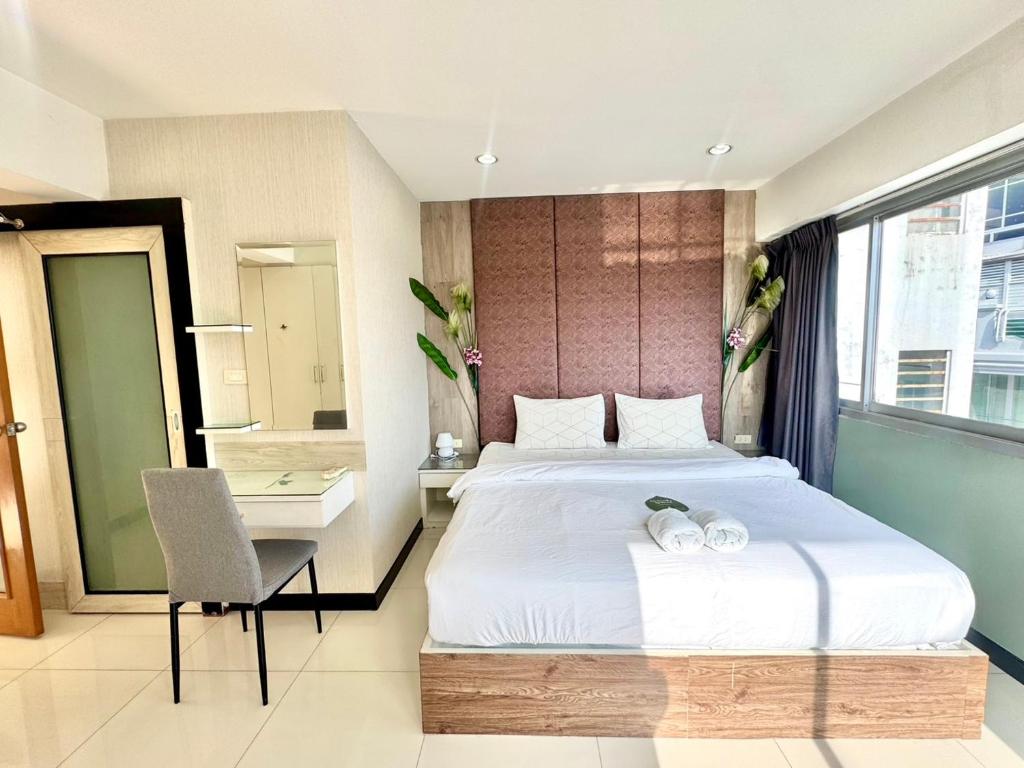 Baan Sabai Rama IV Apartment - Квартира с двумя спальнями