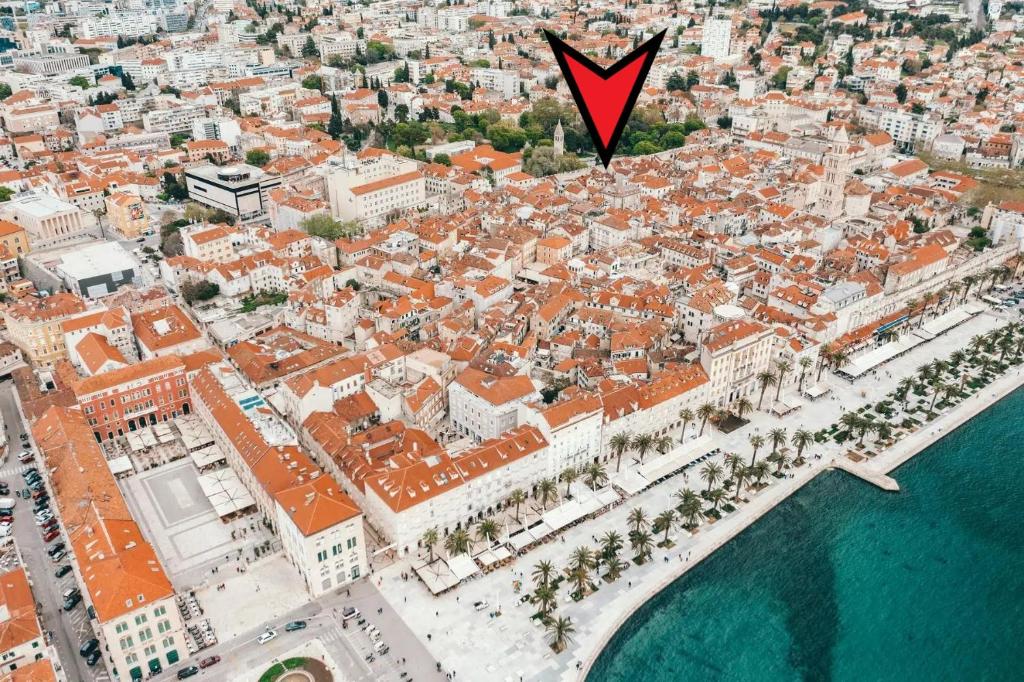 Nespecifikovaný výhled na moře nebo výhled na moře při pohledu z penzionu