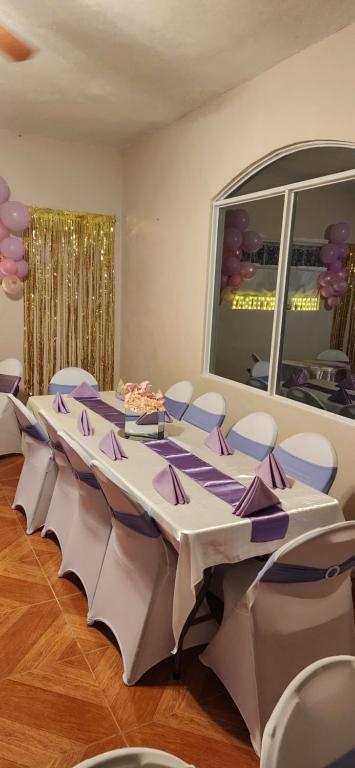Зона вітальні в Swabys Hope Hideaway