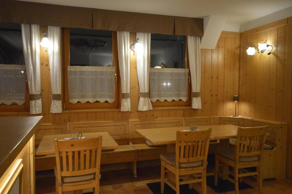 Fotografie z fotogalerie ubytování Hotel Garnì Sant'Antonio con Spa v Madonna di Campiglio
