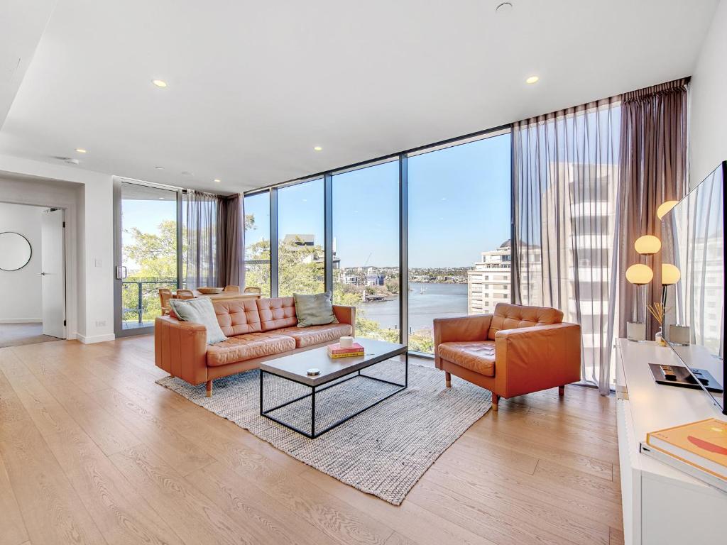 Posezení v ubytování Lovely 2 Bedroom Executive Apartment