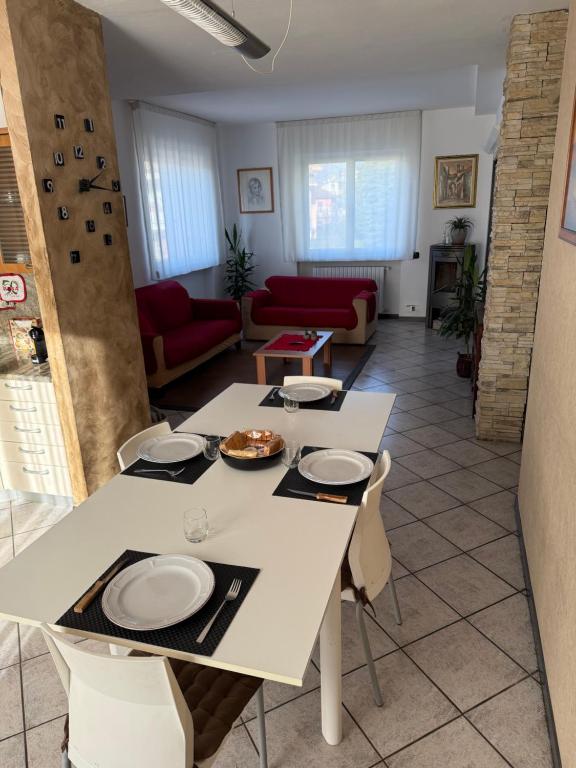 Posezení v ubytování Ca Bilofer-7 min to Bergamo Airport