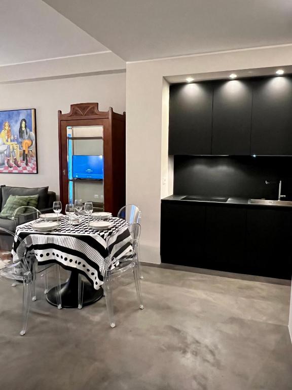 Design District Luxury Apartment