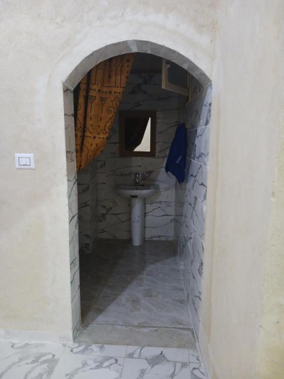 Koupelna v ubytování Maisons la Porte de Désert à Douz