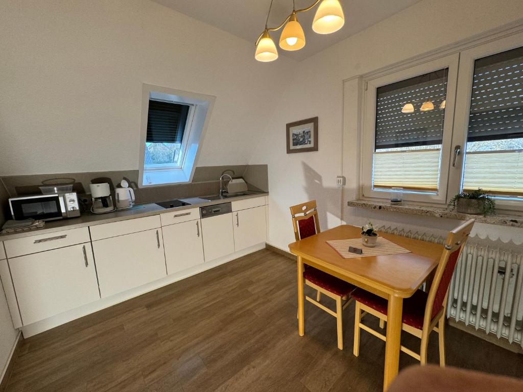 Kuchyň nebo kuchyňský kout v ubytování Haus Ostseestrand36