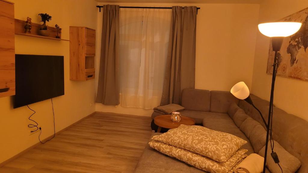 TV a/nebo společenská místnost v ubytování Franzis Appartments Franz