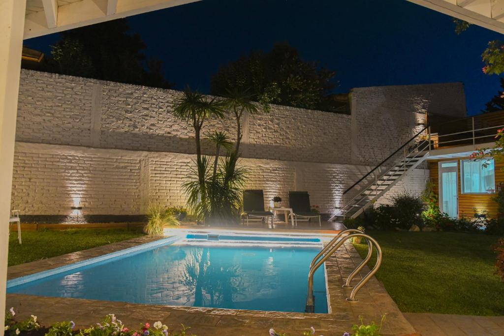 Bazén v ubytování La Morada Petit Hotel nebo v jeho okolí