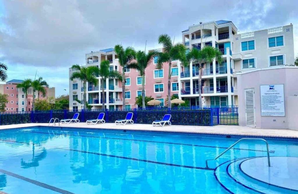 Amazing ocean view, close to ferry Culebra