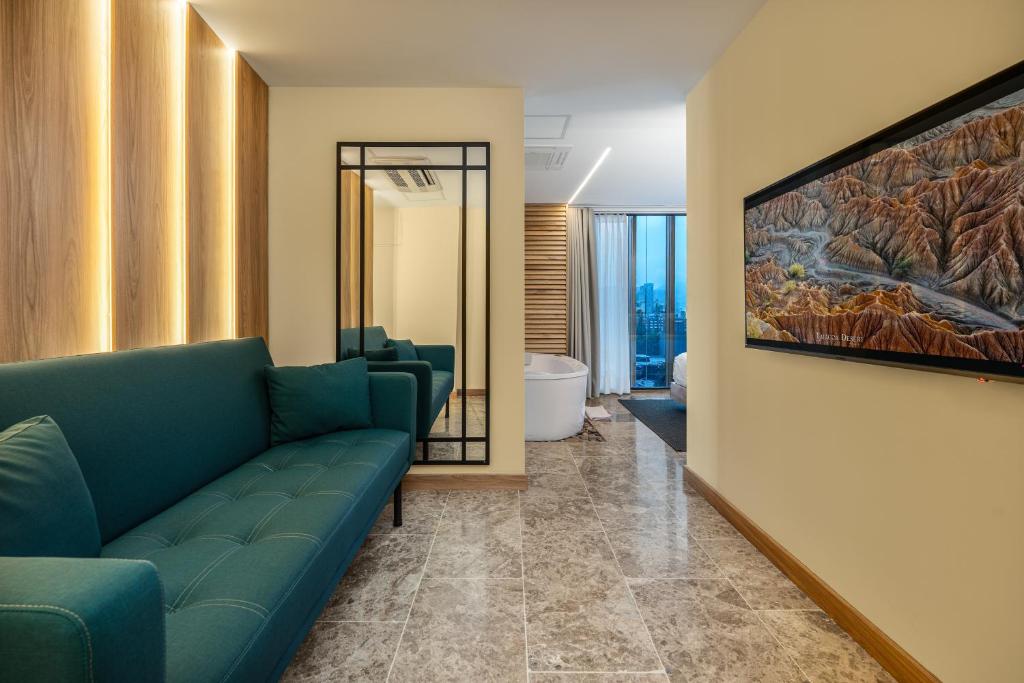 Posezení v ubytování LIN Boutique Hotel by HOUSY HOST