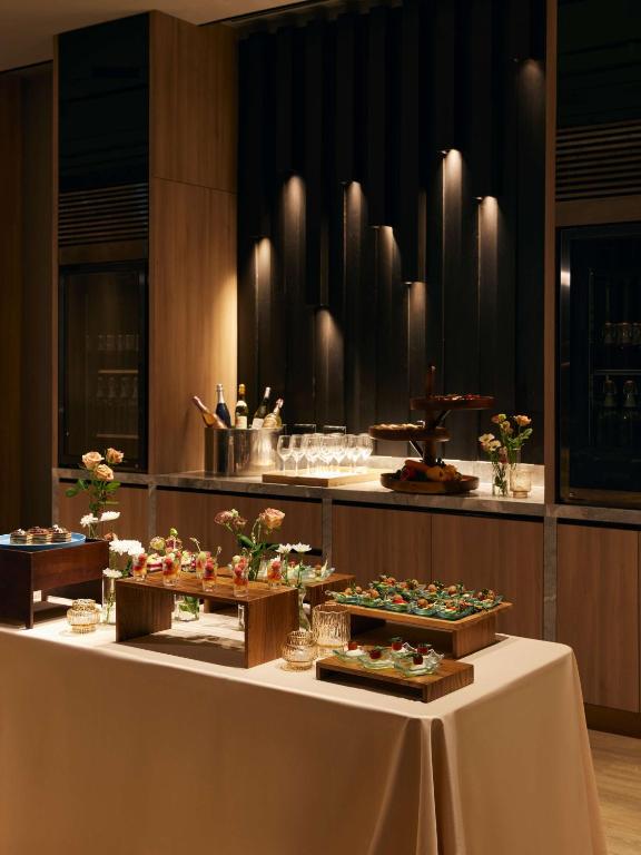 dusitD2 Samyan Bangkok - Resim 14