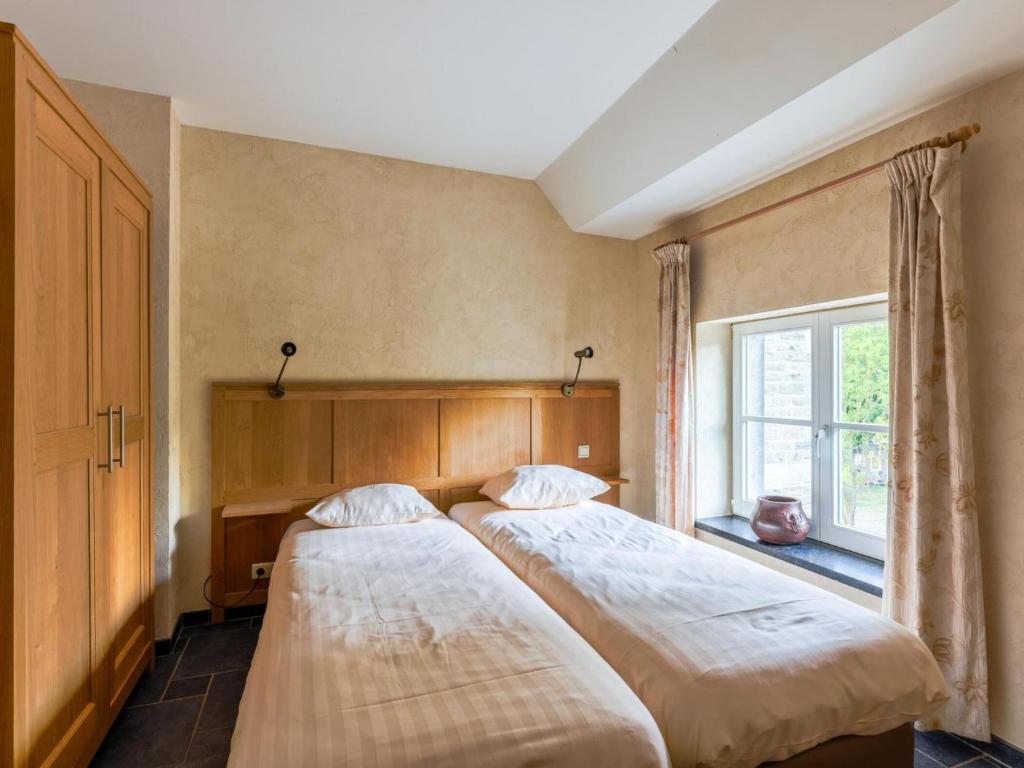 Postel nebo postele na pokoji v ubytování Apartment in Aywaille by River Amblève
