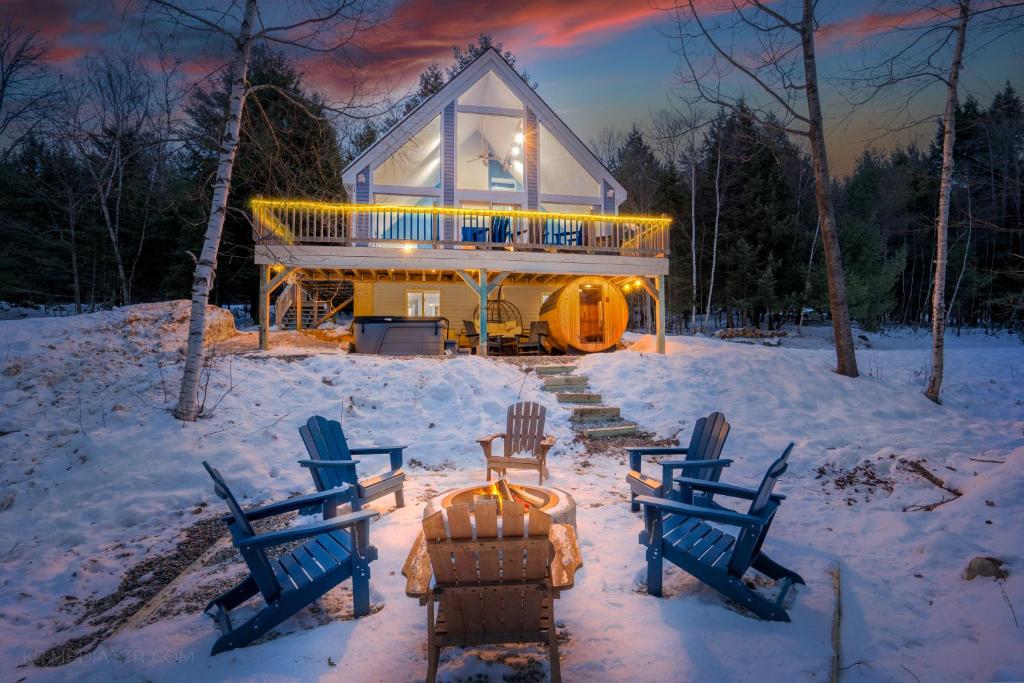 20Percent-off-Intro,15-min-to-SundayRiver,Hot-tub,Sauna,Pet-Kid-Friendly semasa musim sejuk