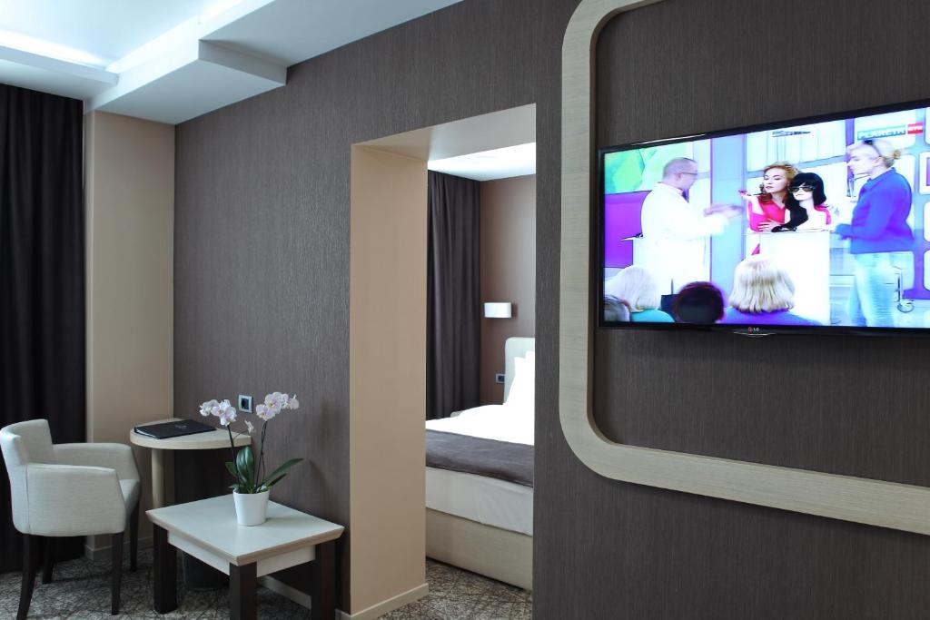 Garni Hotel Aveny - 