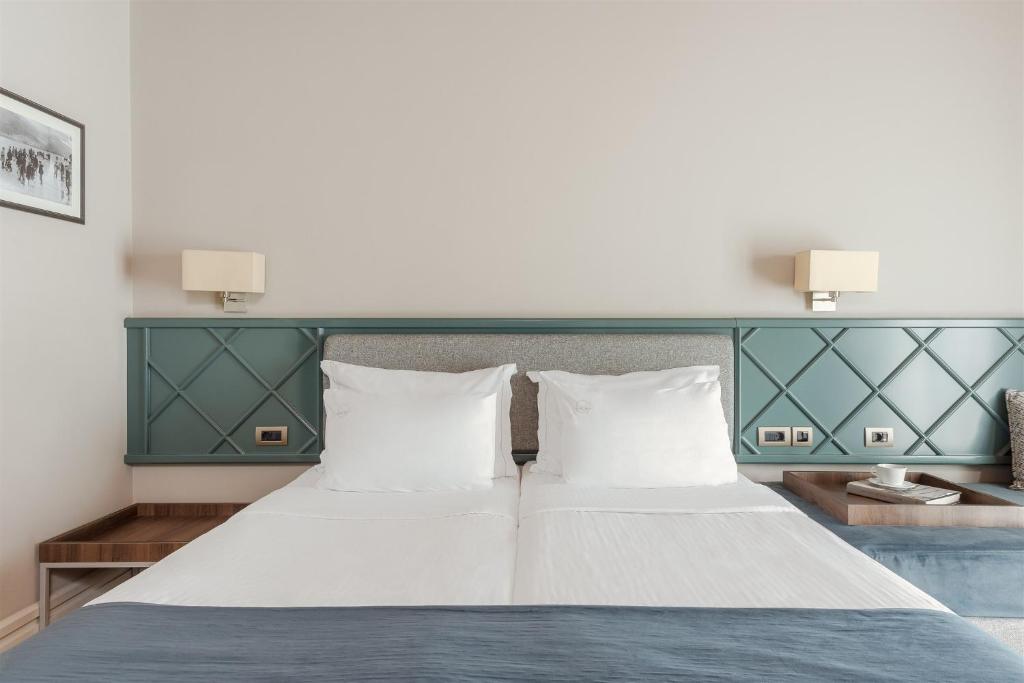 The Lake Hotel - Resim 32