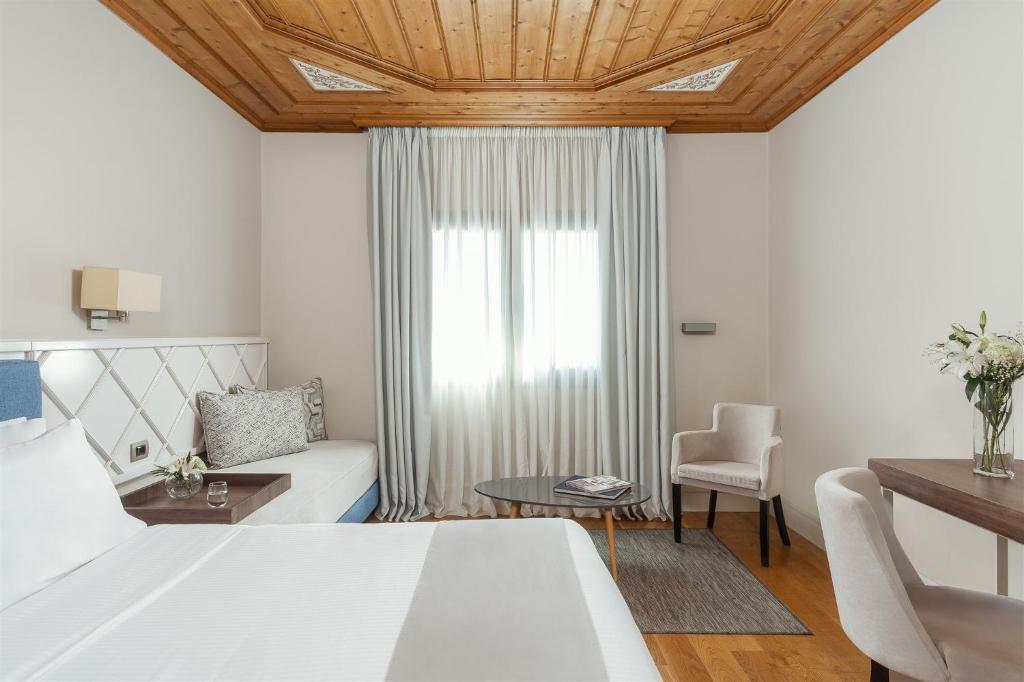 
Standard Double or Twin Room
