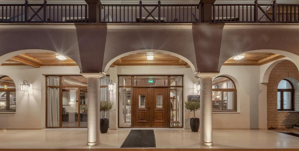 The Lake Hotel - Resim 17