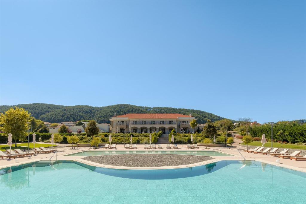 The Lake Hotel - Resim 18