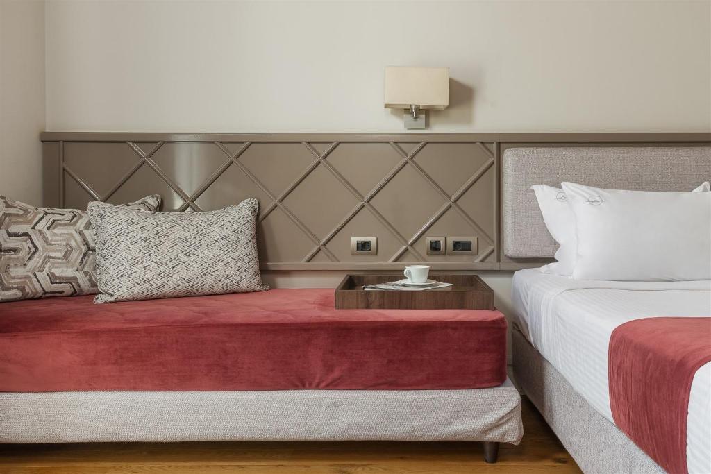 The Lake Hotel - Resim 40