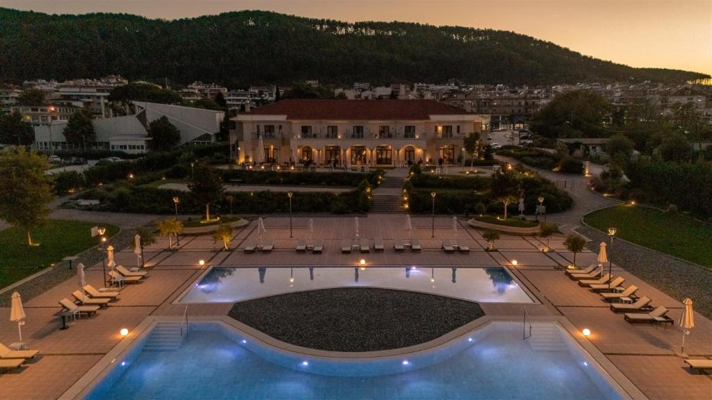 The Lake Hotel - Resim 8