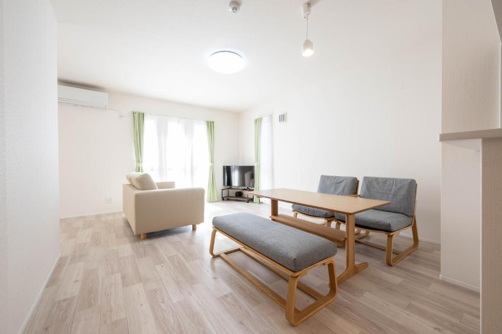 Posezení v ubytování 駅徒歩4分 2LDK apartment