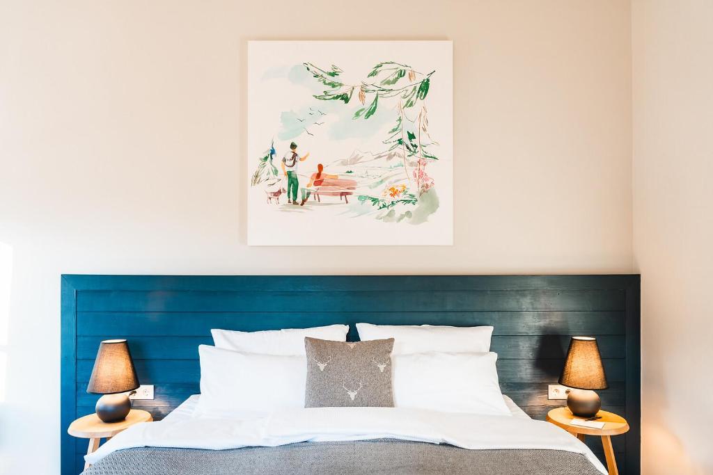 Postel nebo postele na pokoji v ubytování HENRI Country House Kitzbühel