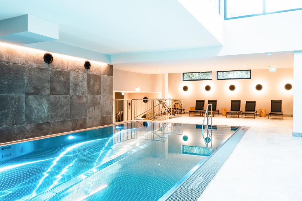 Bazén v ubytování HENRI Country House Kitzbühel nebo v jeho okolí