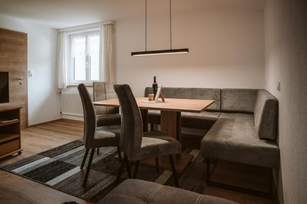 Posezení v ubytování Gästehaus Schoder