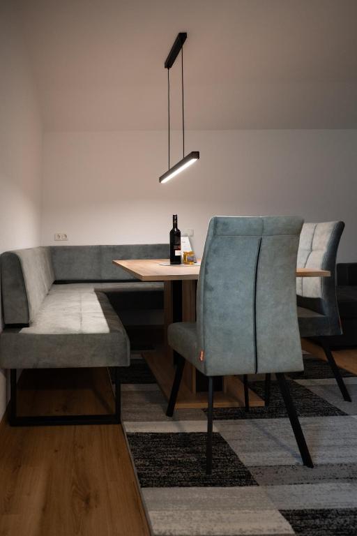 Posezení v ubytování Gästehaus Schoder