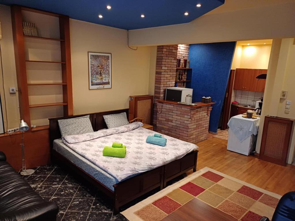 Φωτογραφία από το άλμπουμ του Ισόγειο Στούντιο στα Τρίκαλα