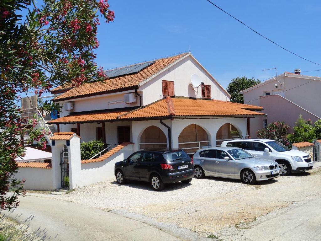 Budova, v ktorej sa apartmán nachádza