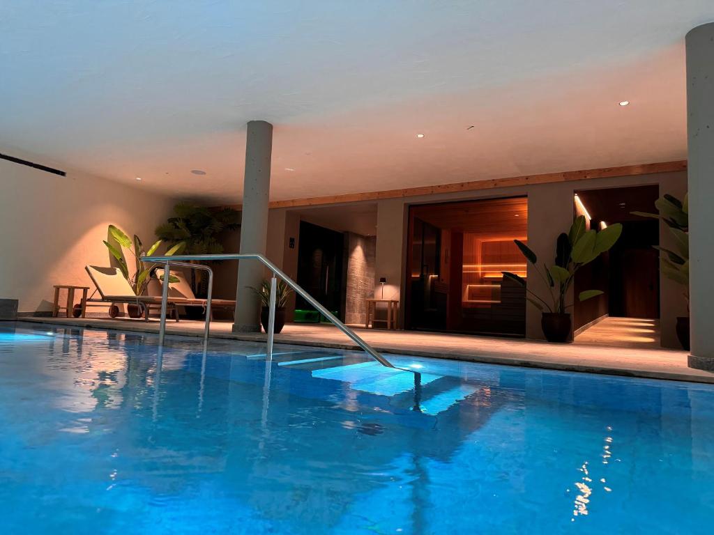 Bazén v ubytování Hotel Gran Fanes nebo v jeho okolí