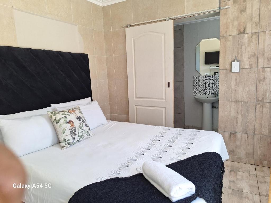 Gambar di galeri bagi Remedis Corner di Klerksdorp