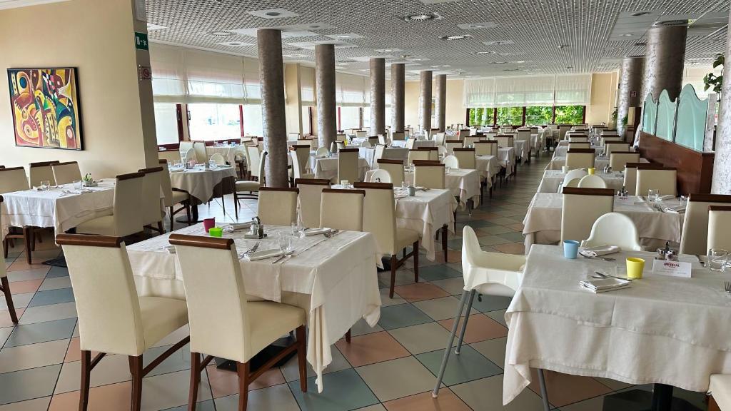 Ресторан / где поесть в Aparthotel Imperial