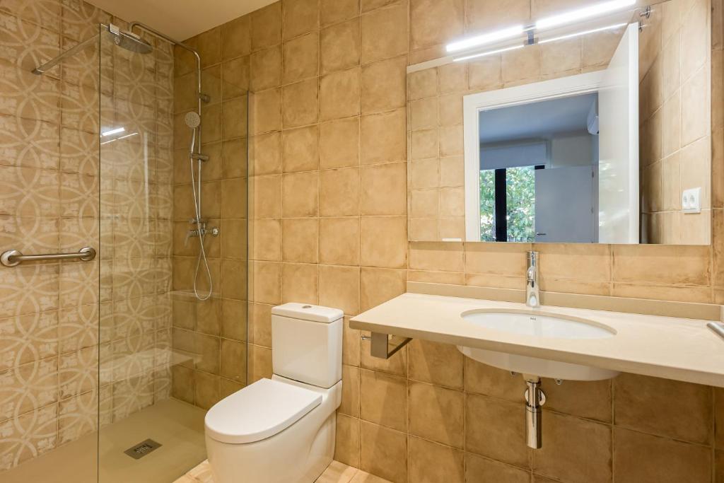 Kúpeľňa v ubytovaní Can Cintet 1- Apartamento en la plaza de Besalú